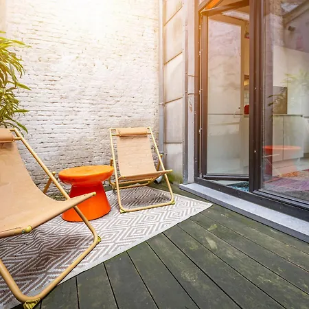 Hot Spot In Trendy Area - 2p Duplex 아파트 *